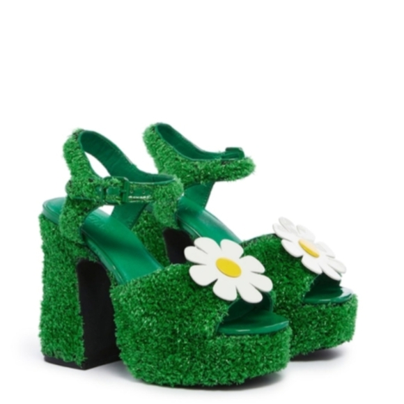 Its Always Greener Platform Heels - Picture 7 of 10
